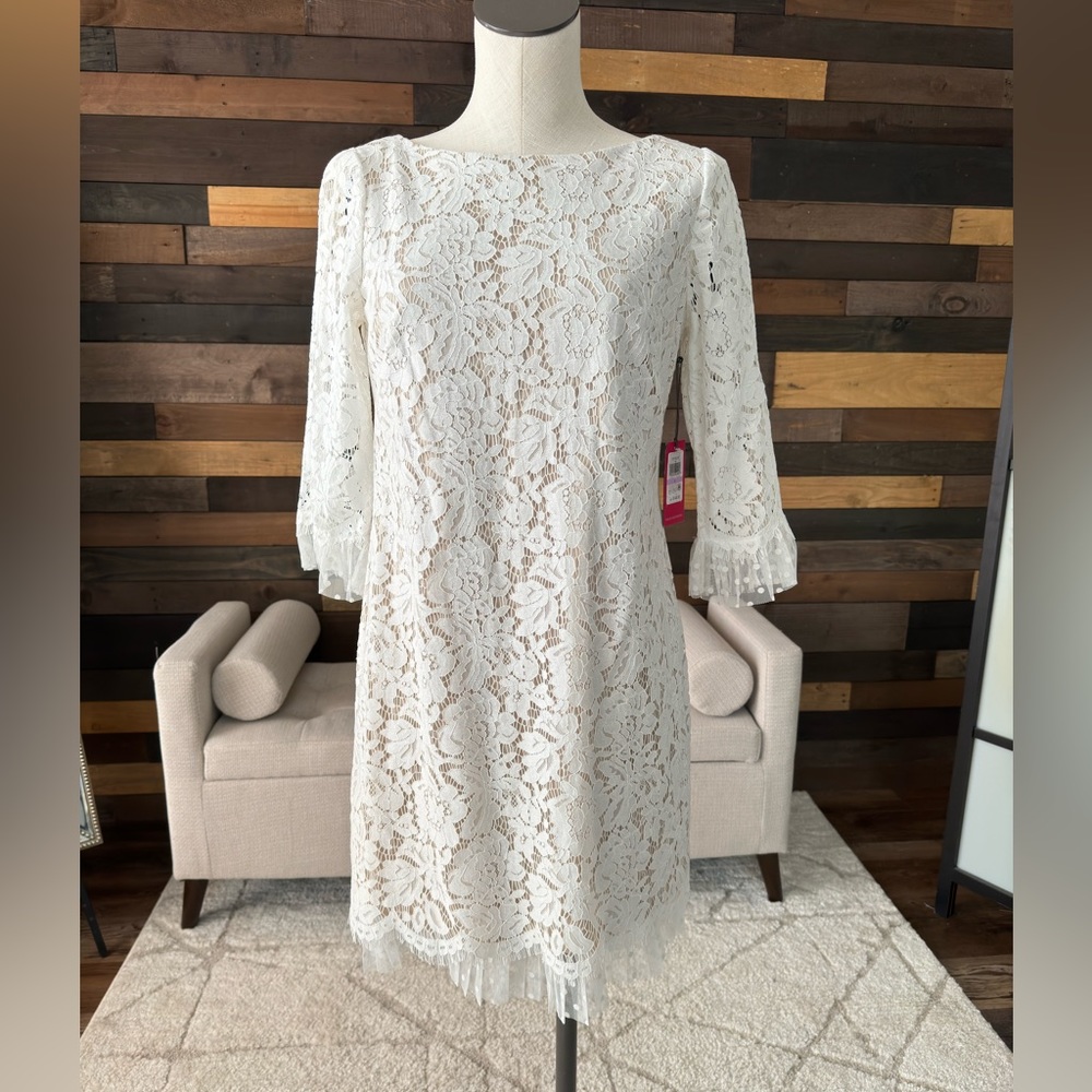 NWT Vince Camuto Woman Ivory Lace Dress 3/4 Sleeves New Size 6